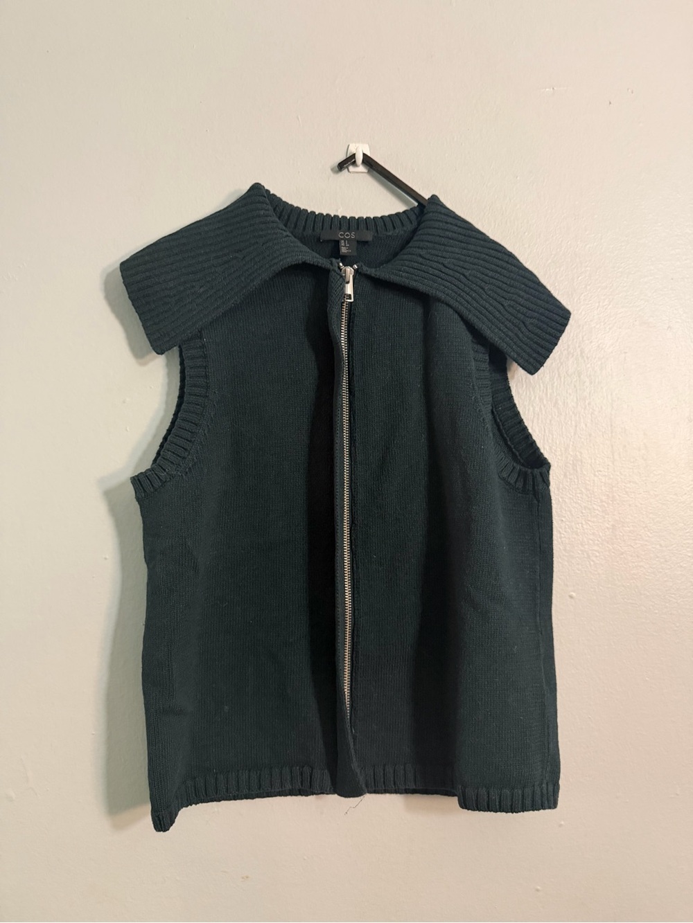 Cos Zip Up Knitted Flat Wide Collar Vest